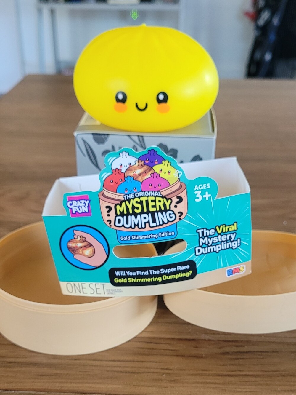Mystery Dumpling Yellow Kids Toy - The Original Mystery Dumpling ()